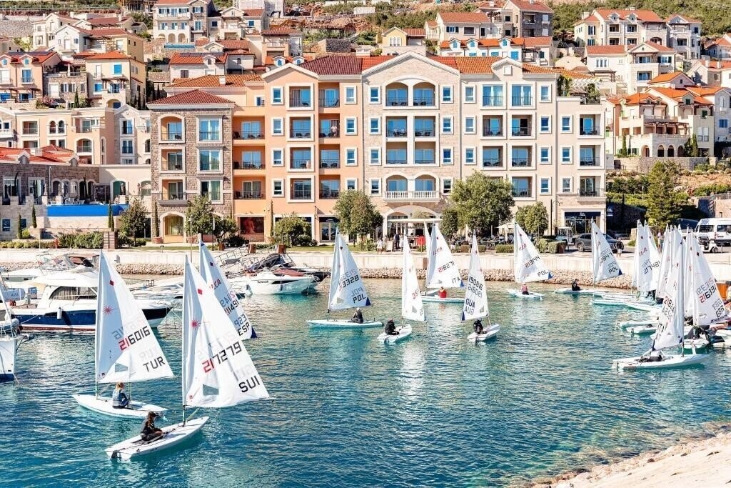 Картинка Lustica Bay Apartments Villa 4*