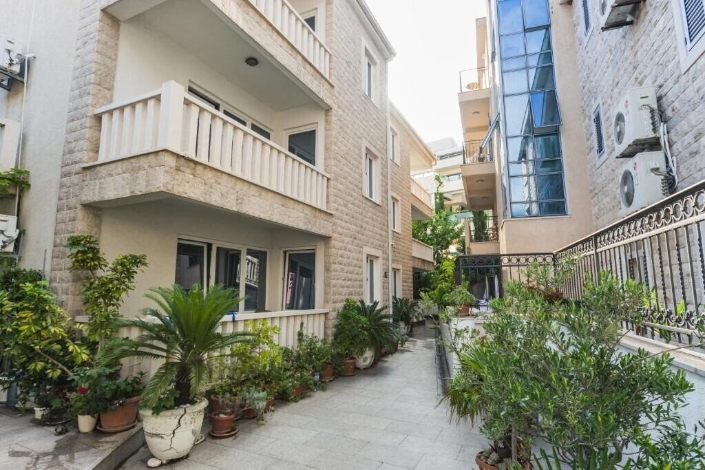 Отель Franicevic 4*