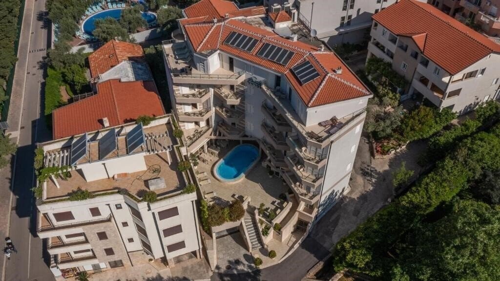 Отель Del Mar Petrovac апартаменты
