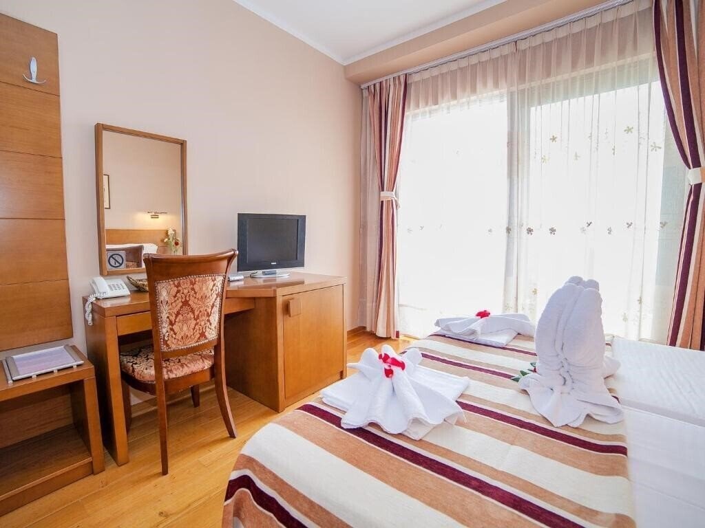 Картинка Petrovac 4*