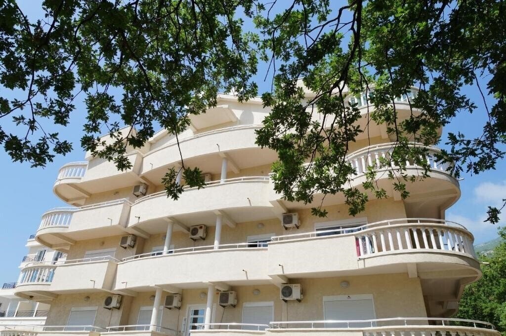Фото Apartments «Forte Roses» 3*