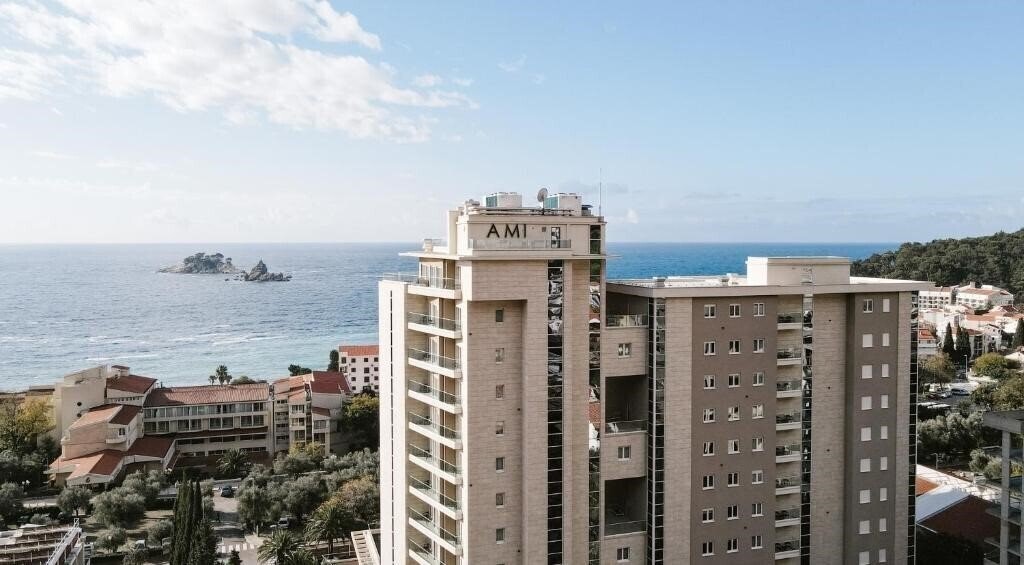 Отель AMI Budva Petrovac 5*