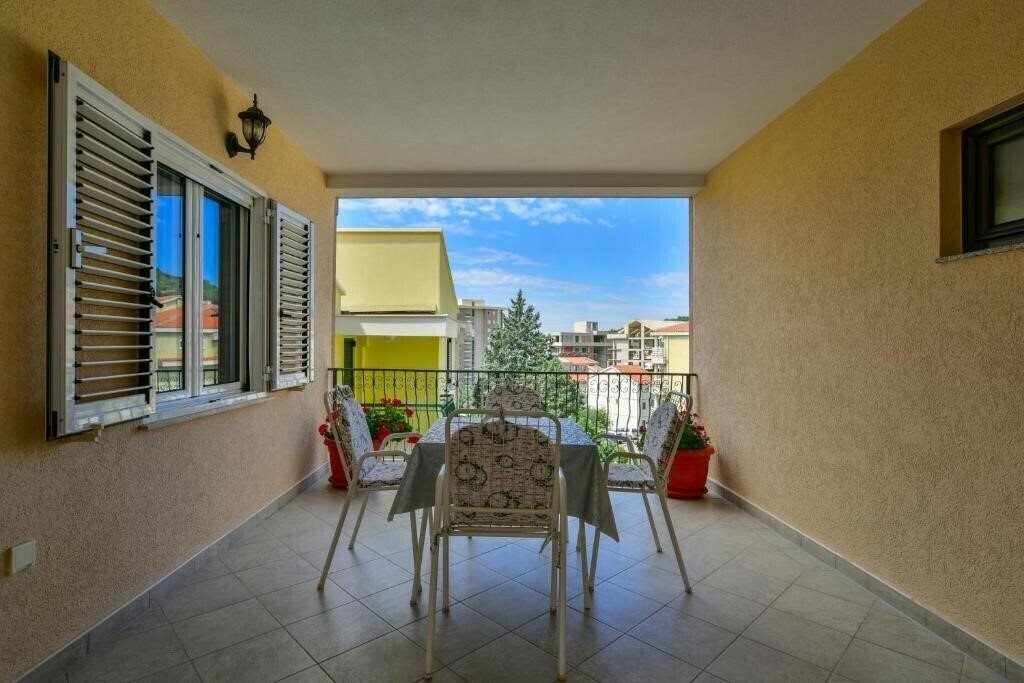 Фото Srzentic Apartments 3*