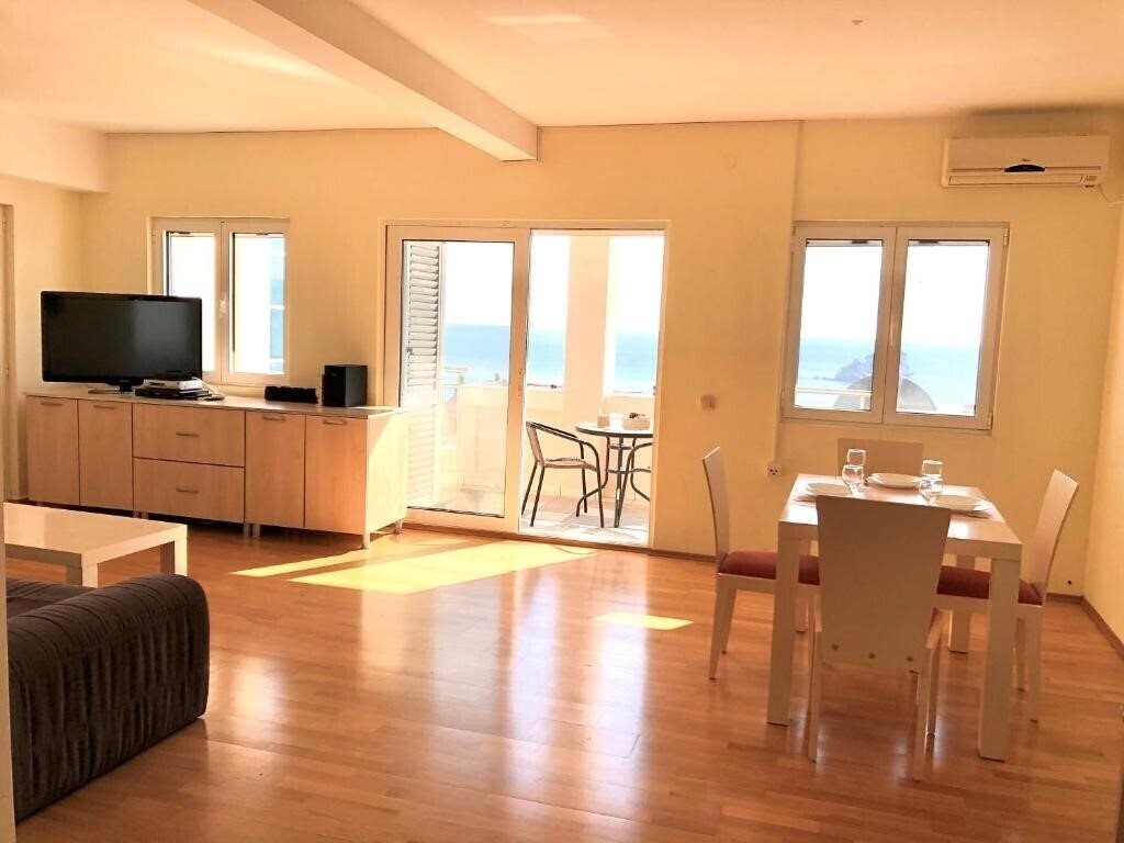 Фотография Petrovac Holiday Apartments 2 4*