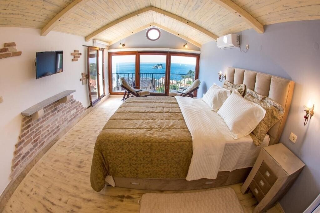 Готель Medin Apartments BluVista 3*