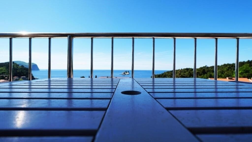 Картинка Medin Apartments BluVista 3*
