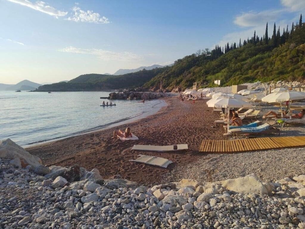 Фотографія Apartments Drobni Pijesak 3*
