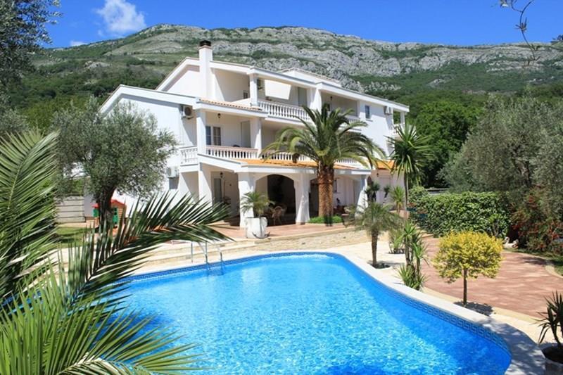 Готель Armenko Ilija 3*