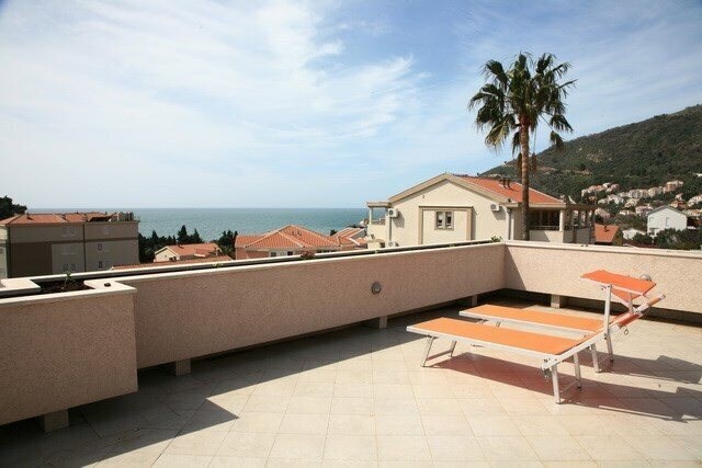 Картинка Villa Holiday Lux 3*