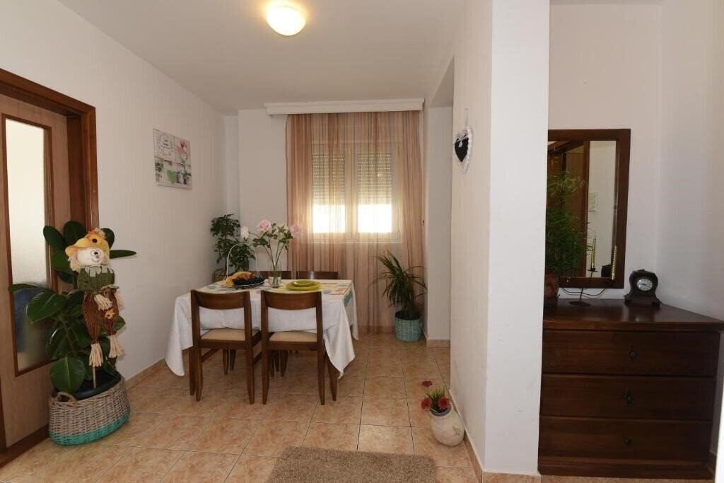 Фото Apartament Luca 3*