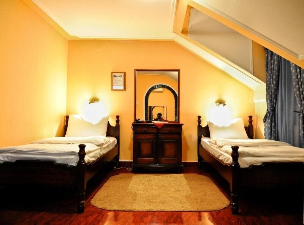 Фото Hotel Evropa 3*