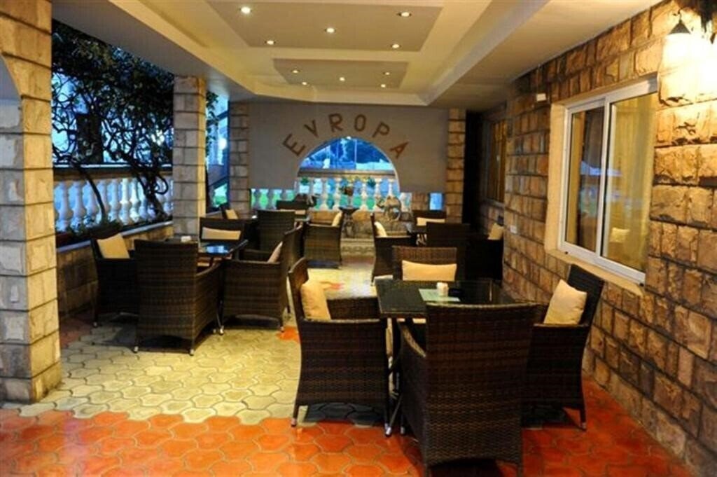 Фотографія Hotel Evropa 3*