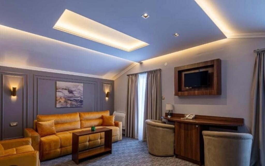 Фотографія Hotel Ideal 2*