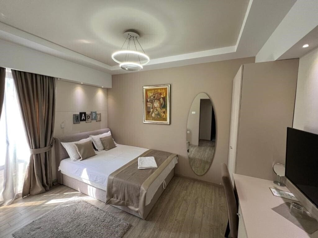 Готель Holiday Hotel Podgorica 3*