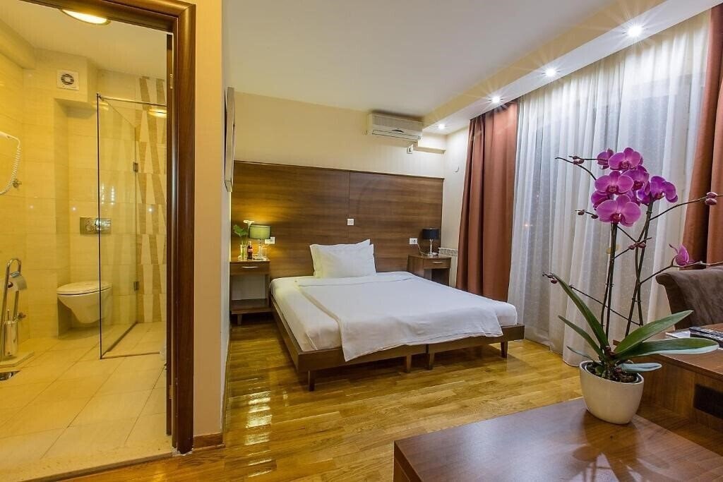 Фотографія Hotel M Club 3*