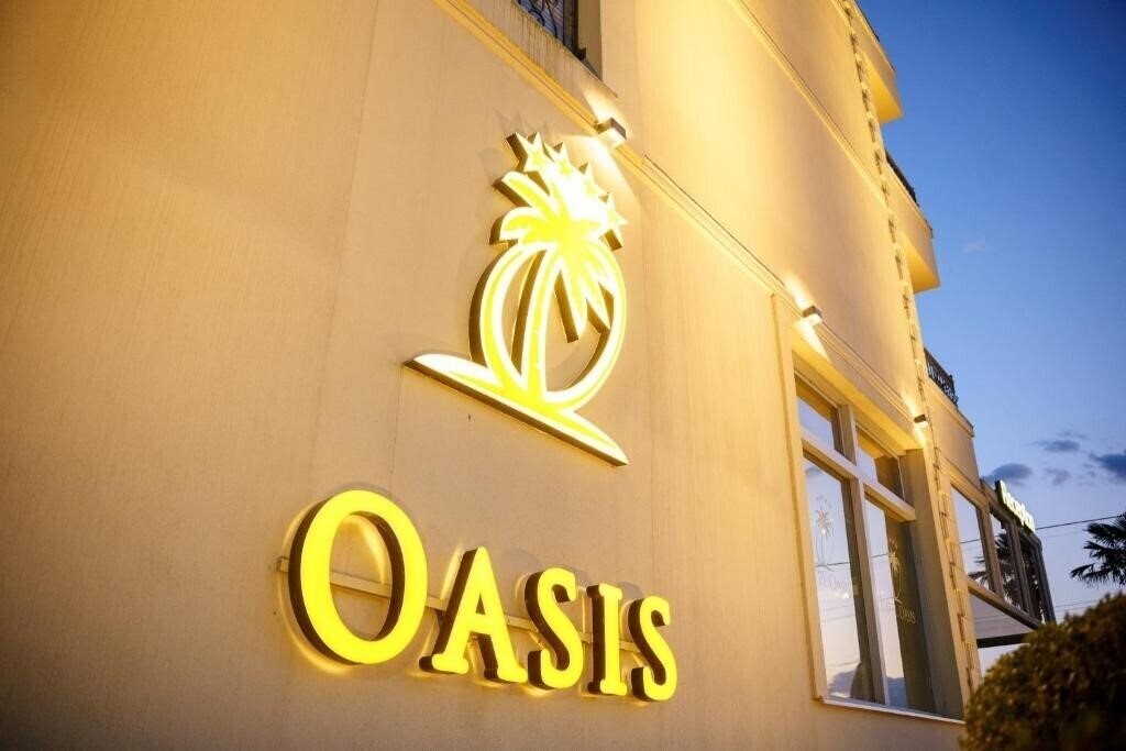 Фотографія Hotel Oasis 4*