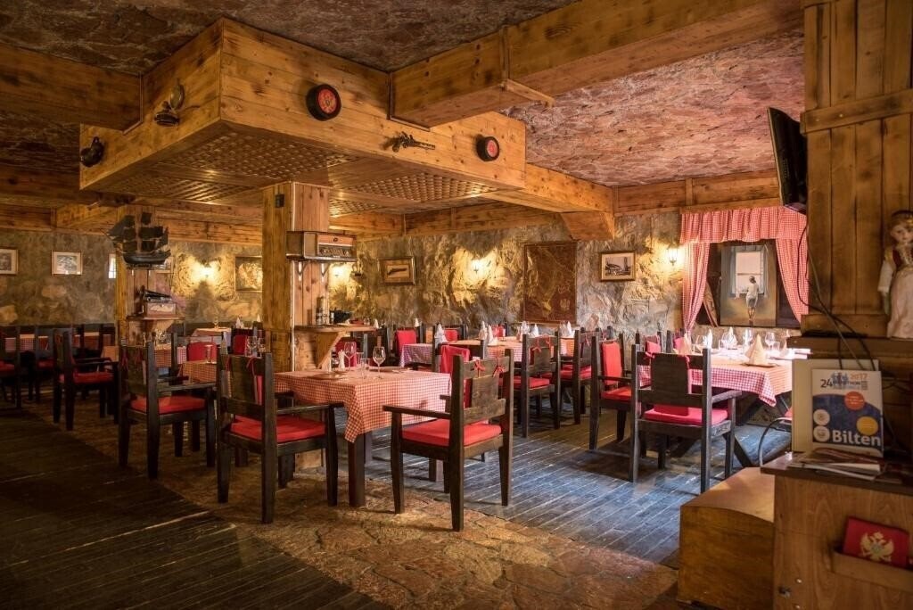 Фотографія Crnogorska Kuca 3*