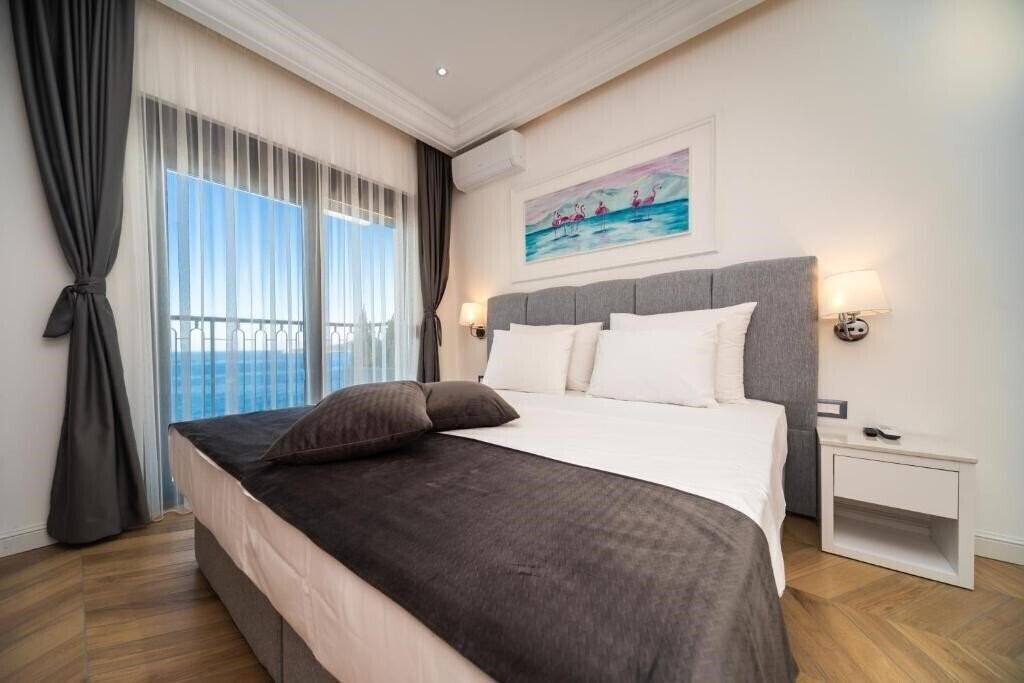 Картинка Exclusive Hotel 4*