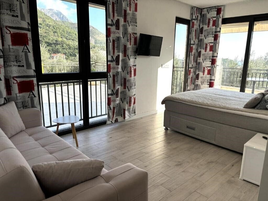 Фотографія Mona 2 Villa 4*