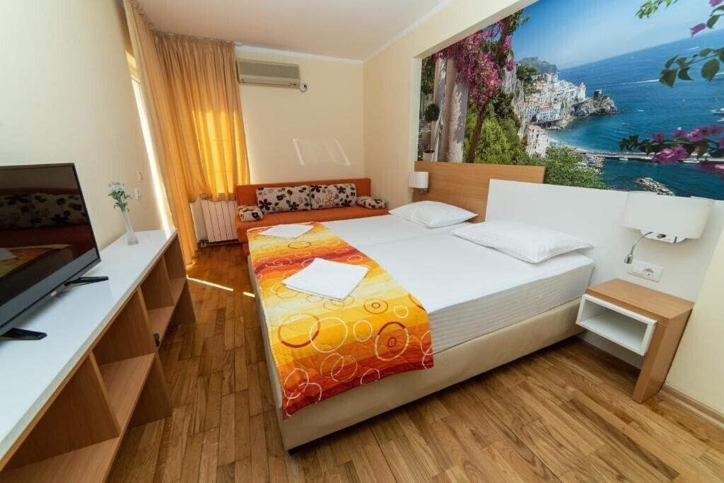 Фото Obala Hotel 3*