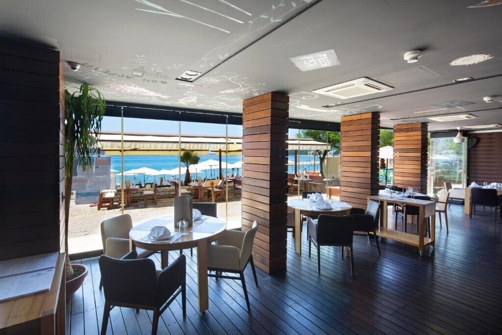 Зображення Aleksandar Hotel 4*