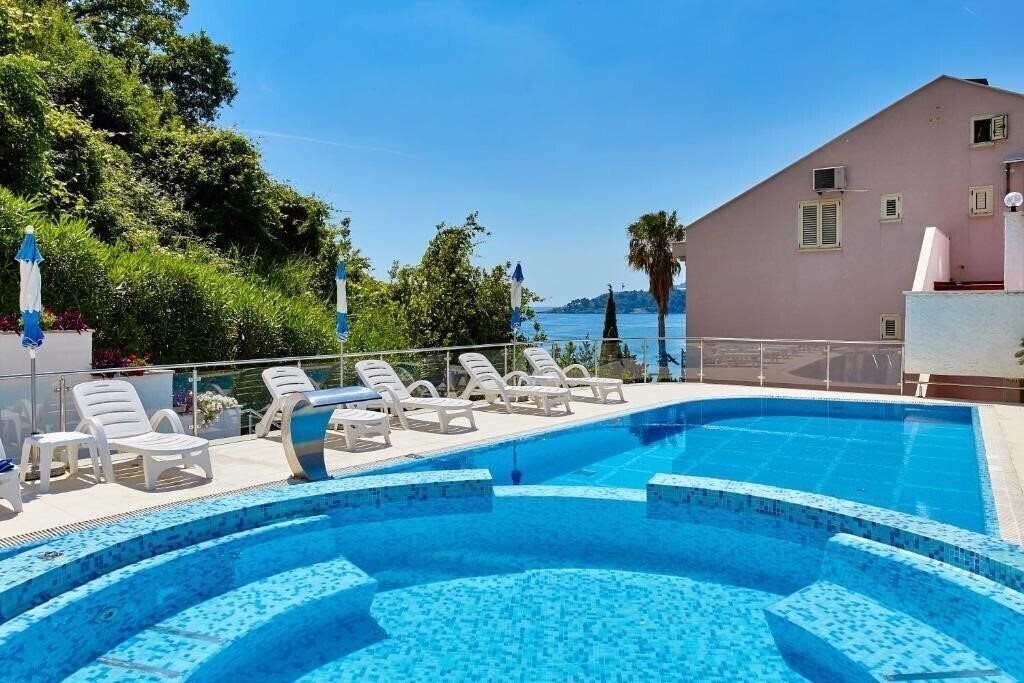 Готель Hotel Garni Meridian 4*