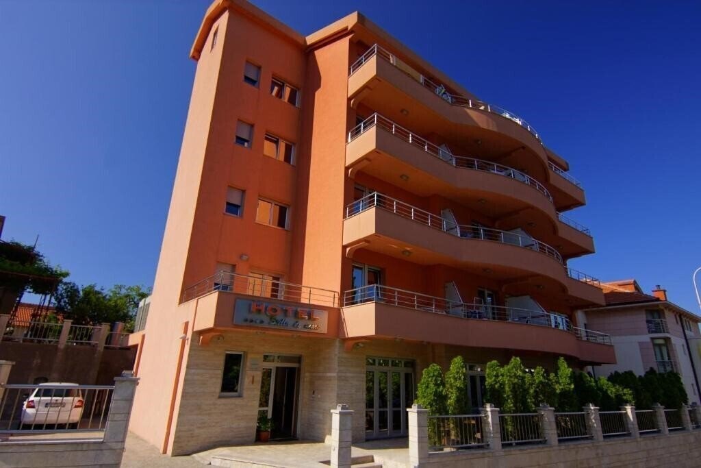 Готель Stella Di Mare 3*