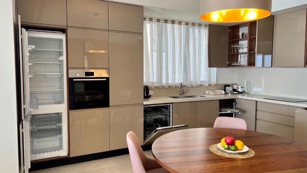 Картинка Sunraf Luxe Apartments 4*