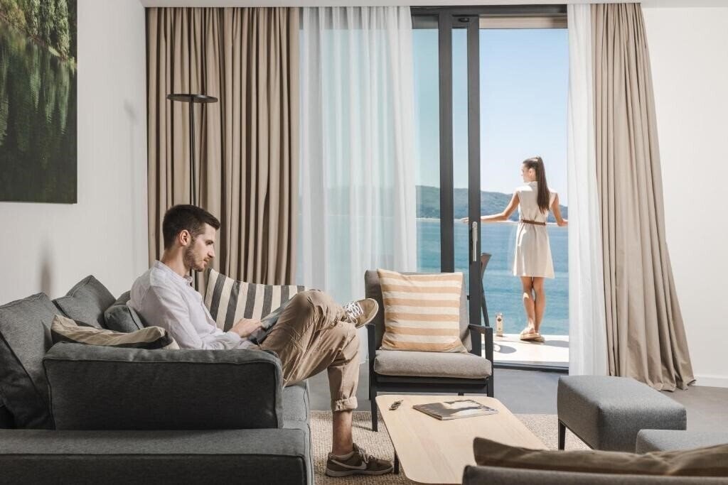 Готель Boutique Hotel Shell 4*