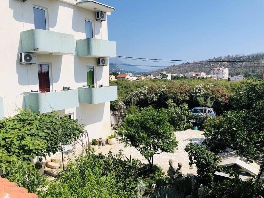 Отель Pansion Casa Bianca 2*