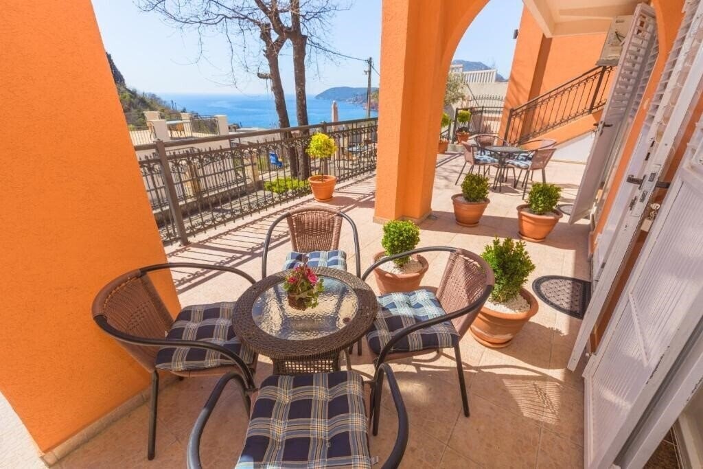 Фотографія Villa Nena Sutomore 1*