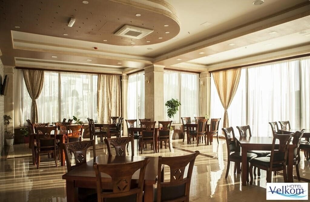 Зображення Hotel Velkom 4*