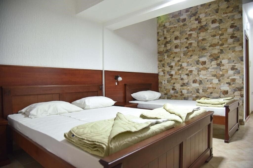 Фото Galeb Hotel 2*