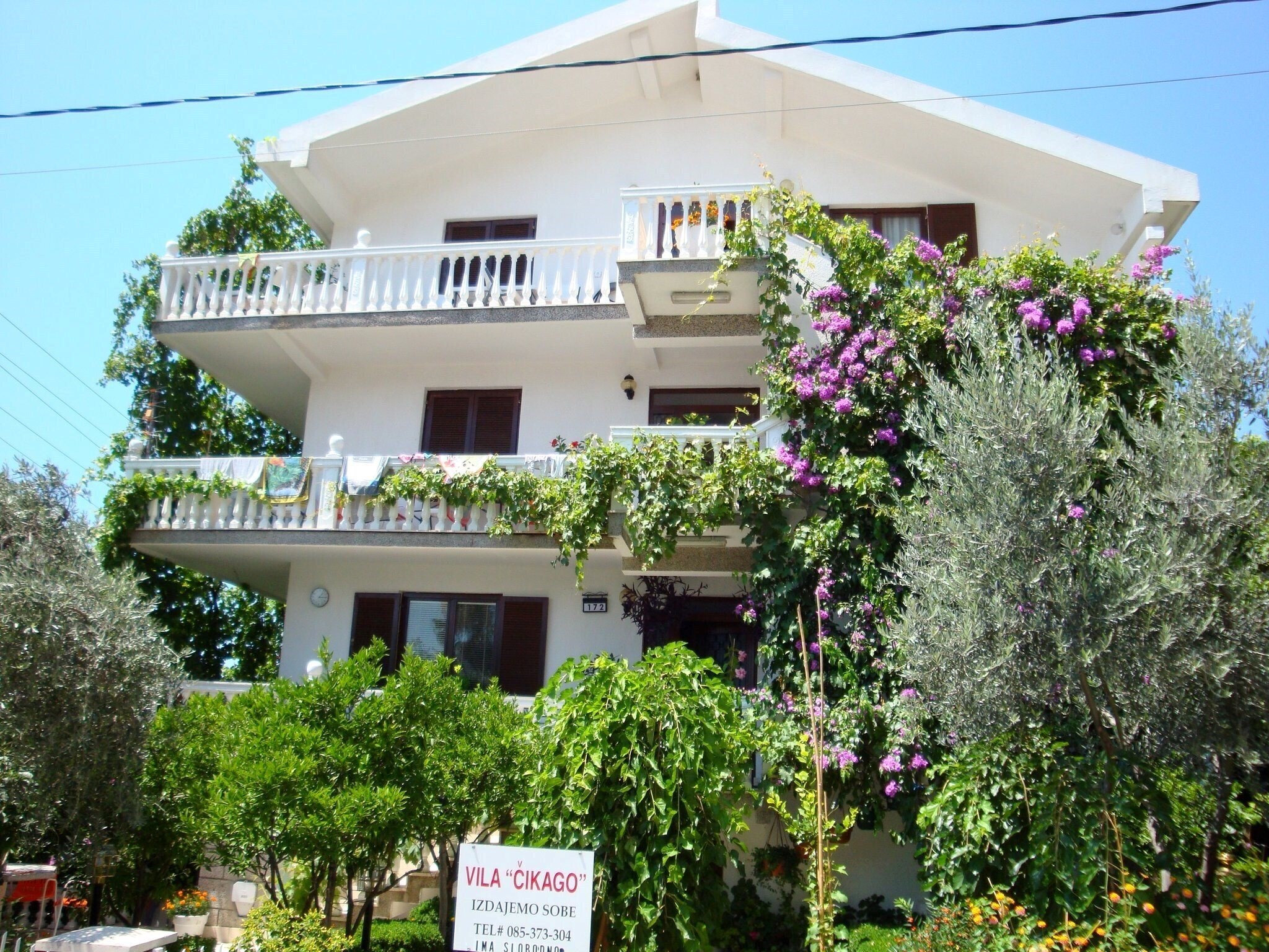 Готель Чикаго 2*