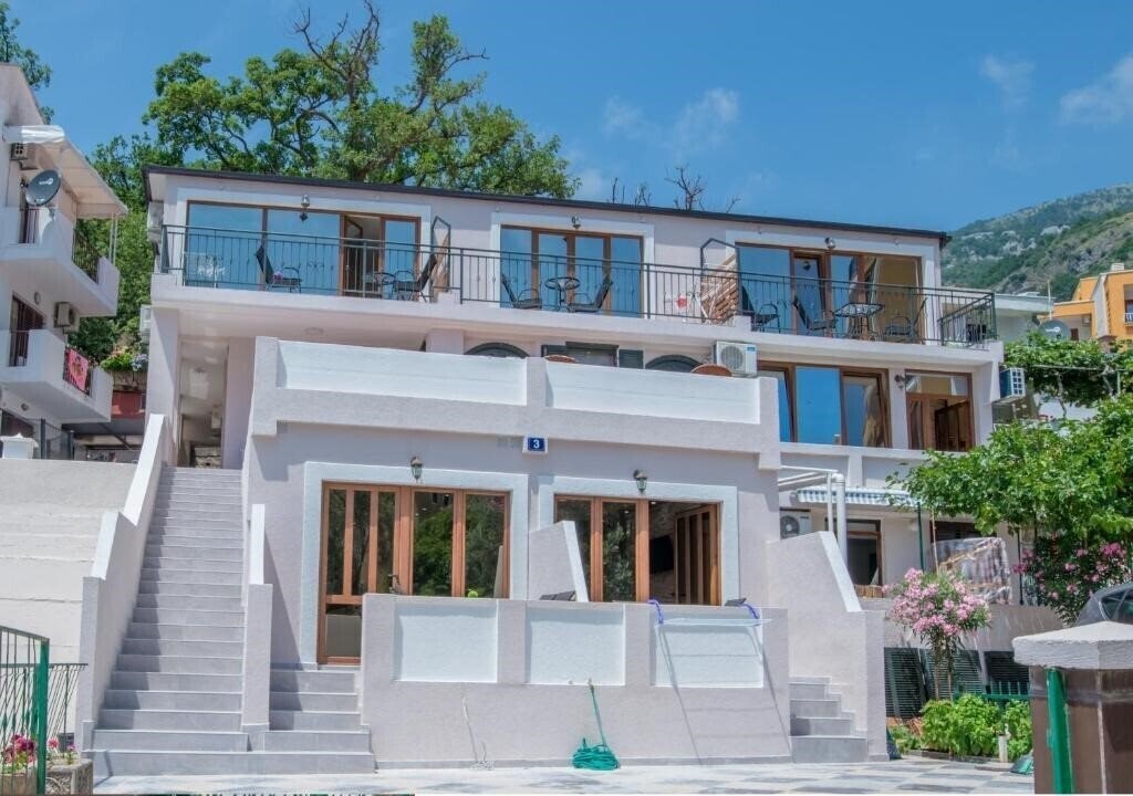 Фото Jovan Apartments 4*