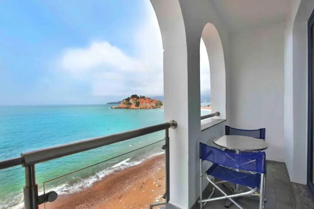 Отель Plava Villa 4*