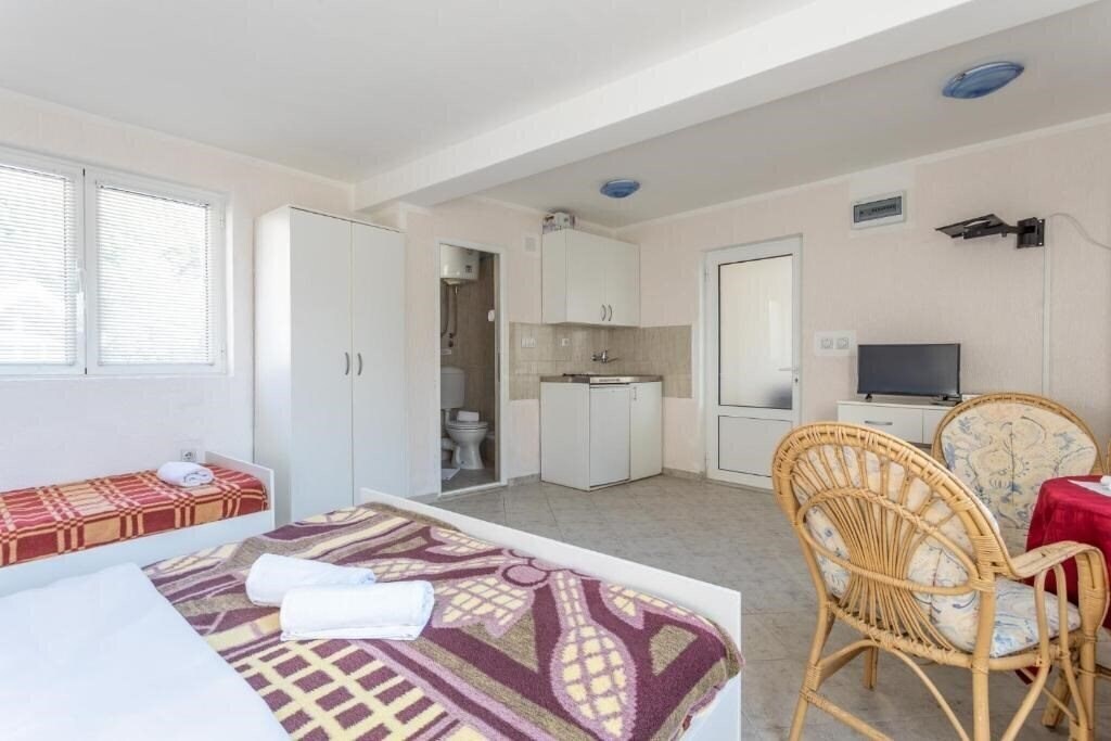 Фотографія Apartments Sumet 3*