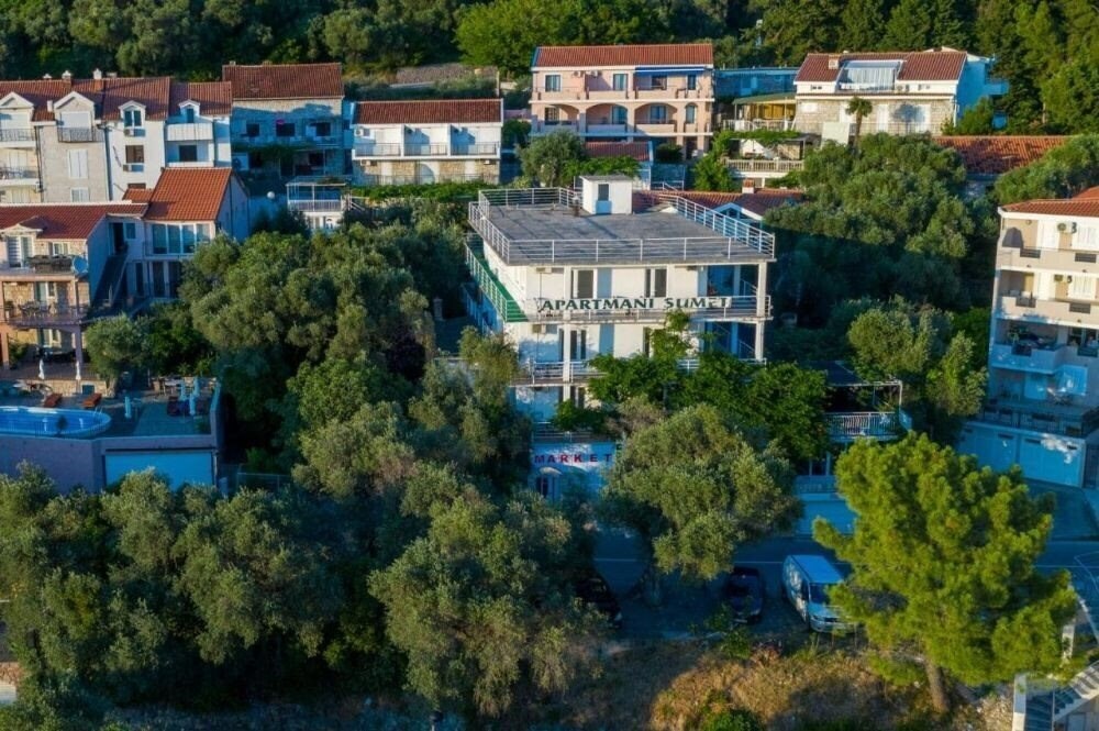 Готель Apartments Sumet 3*