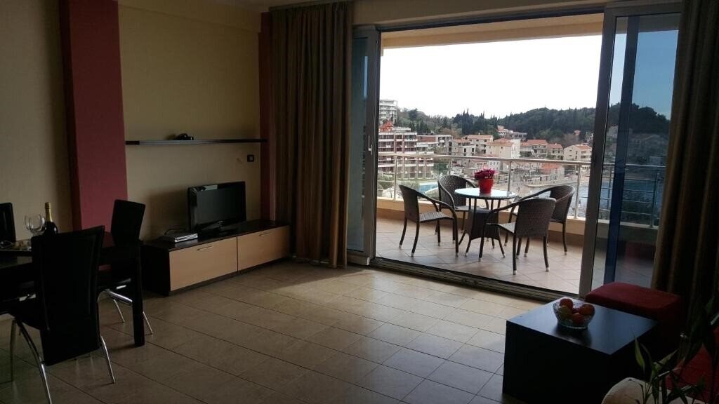 Фотографія Rino Lux Apartments 4*