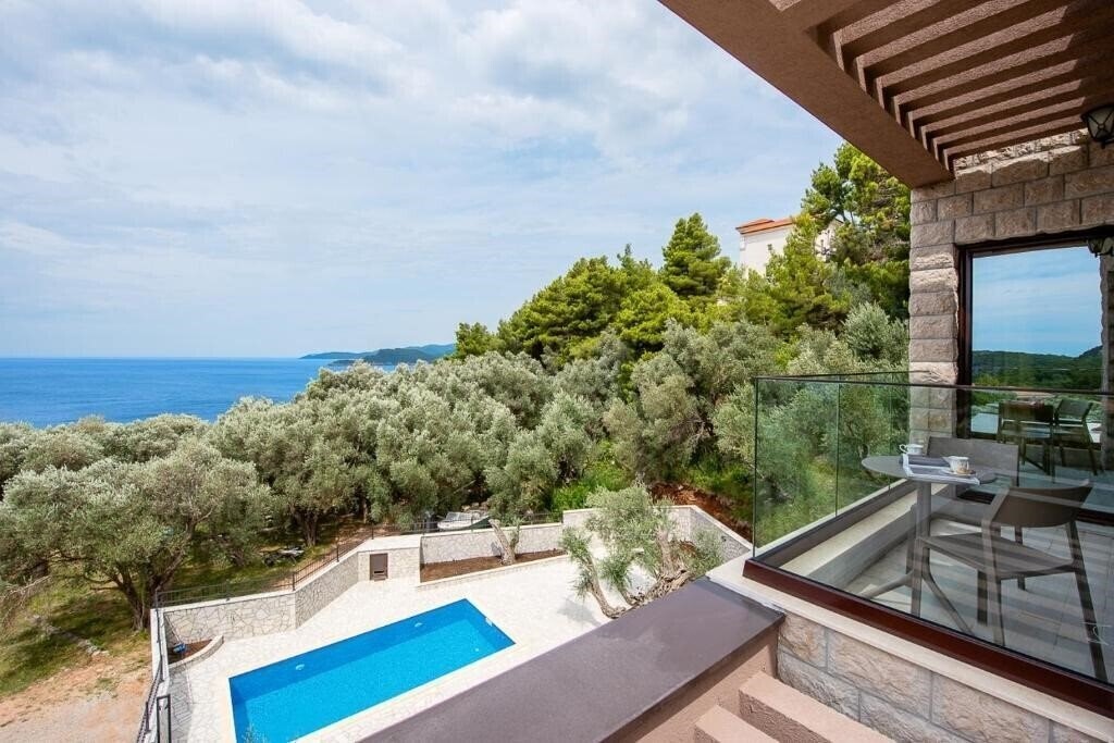 Картинка Adrialiga II 4*