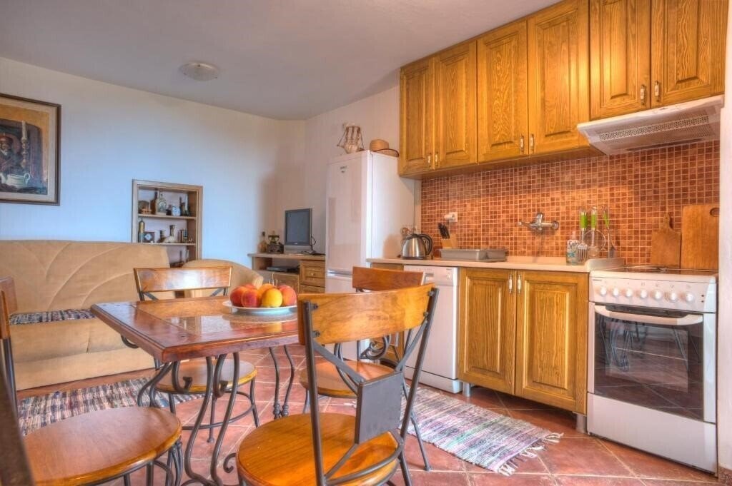 Изображение B&B Apart Hotel Pastrovski Konak 3*