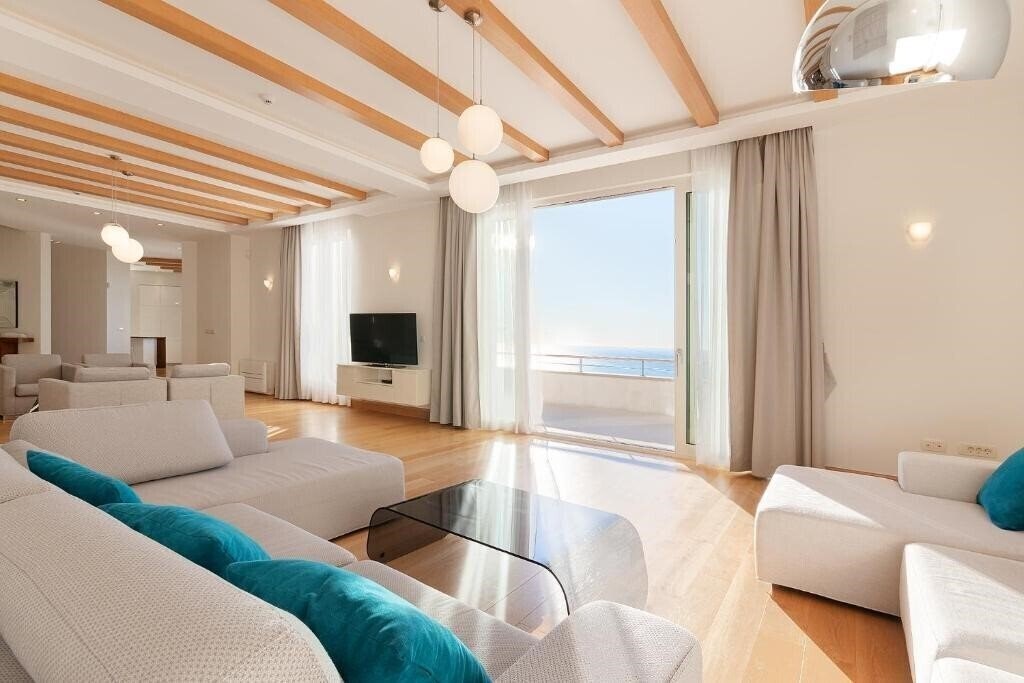 Изображение Villa Hedonism 4*
