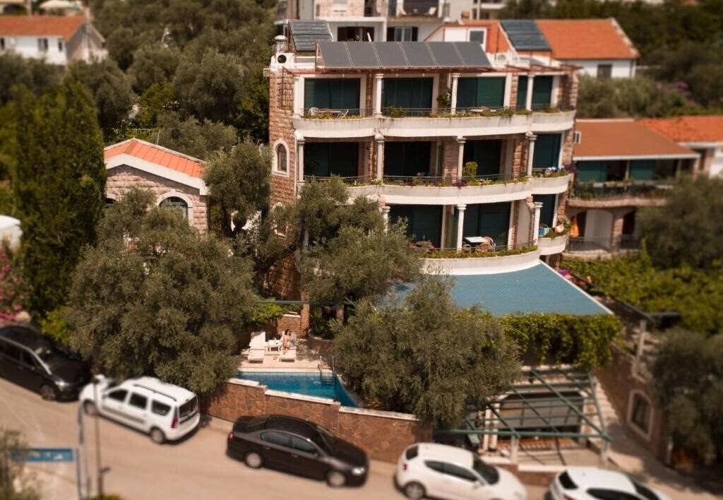 Отель Levantin Inn (ex. Villa Levantin) 3*