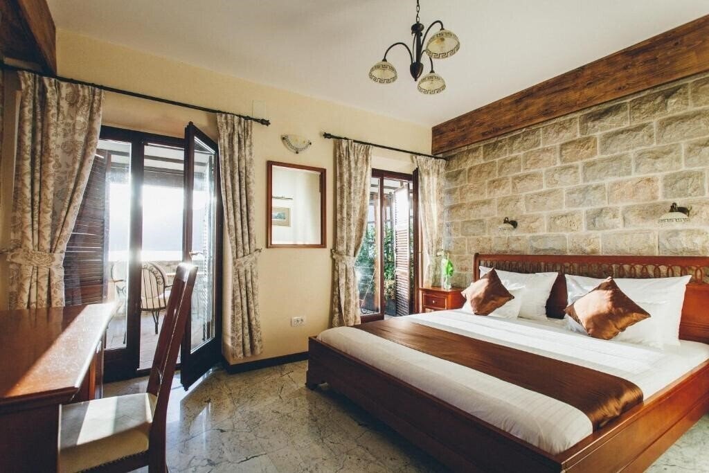 Фото Eco Hotel Carrubba 4*
