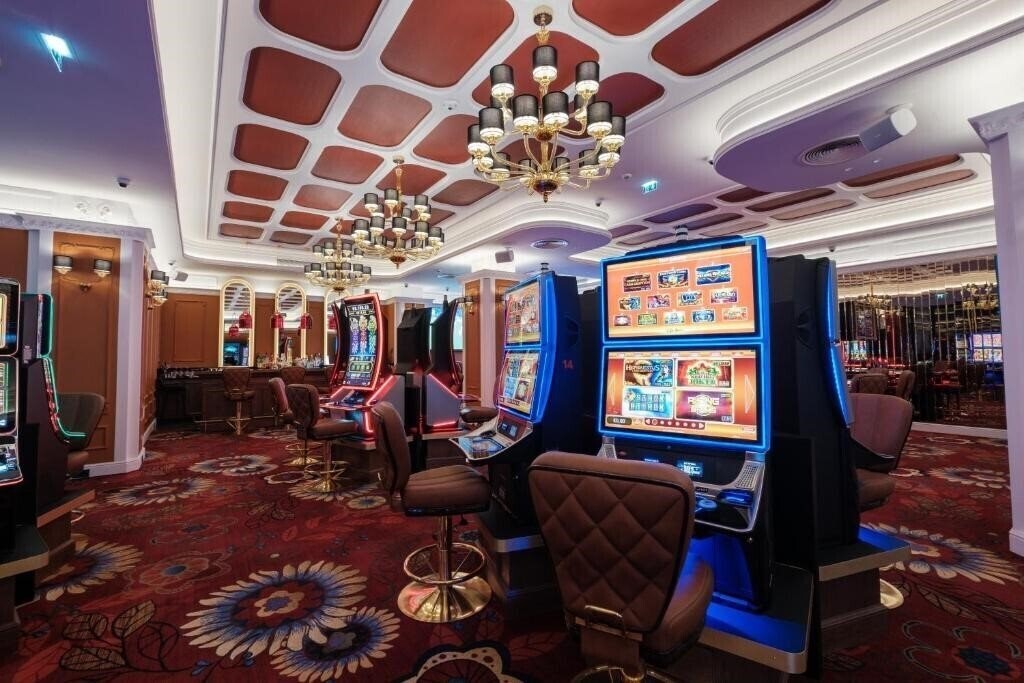 Фото Porto Palace 5*