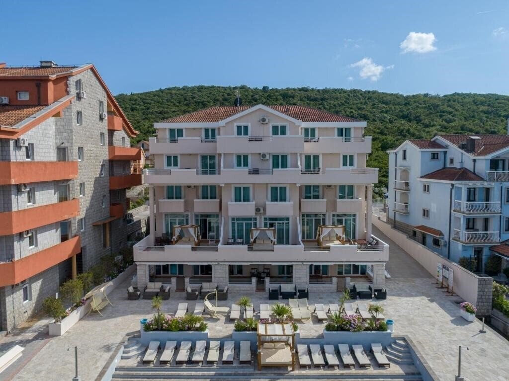 Фотография Adeona Apartments 4*