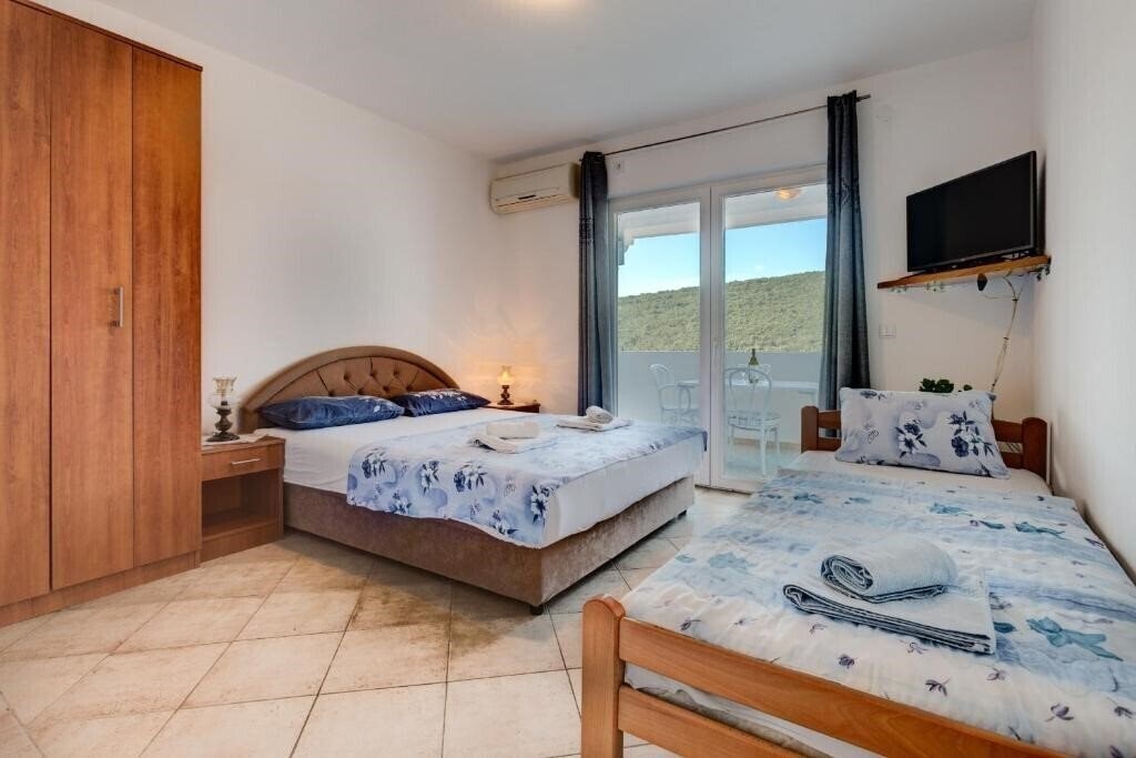 Фотографія Apartments Vesna 3*