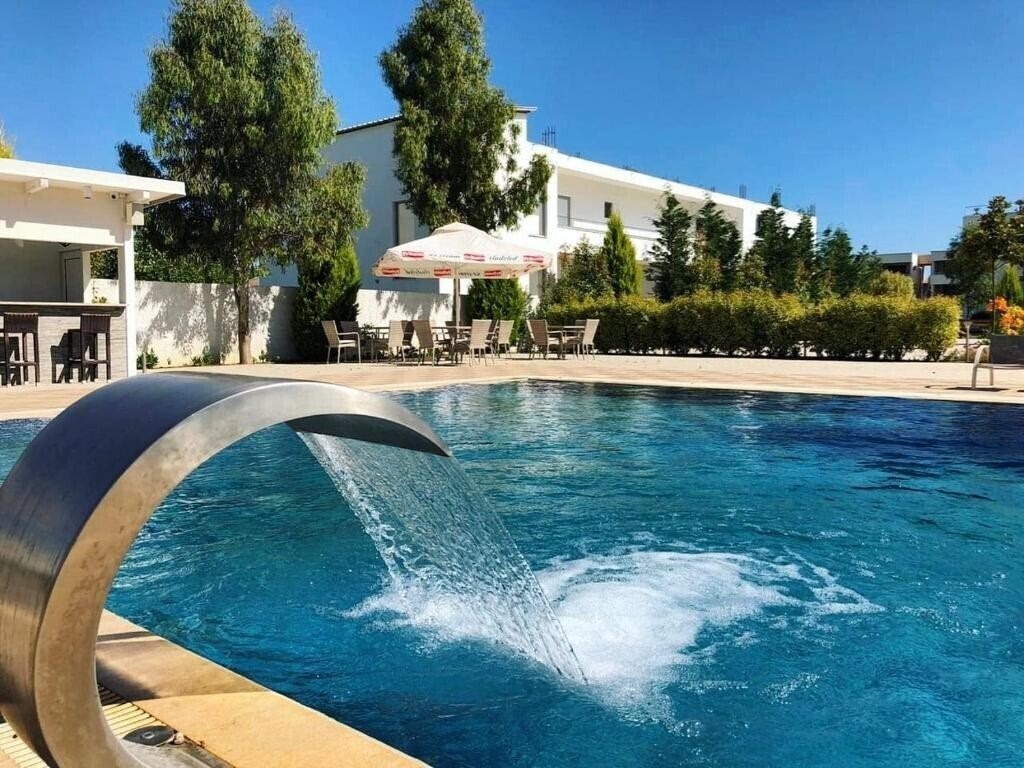 Отель Perla Luxury 5*