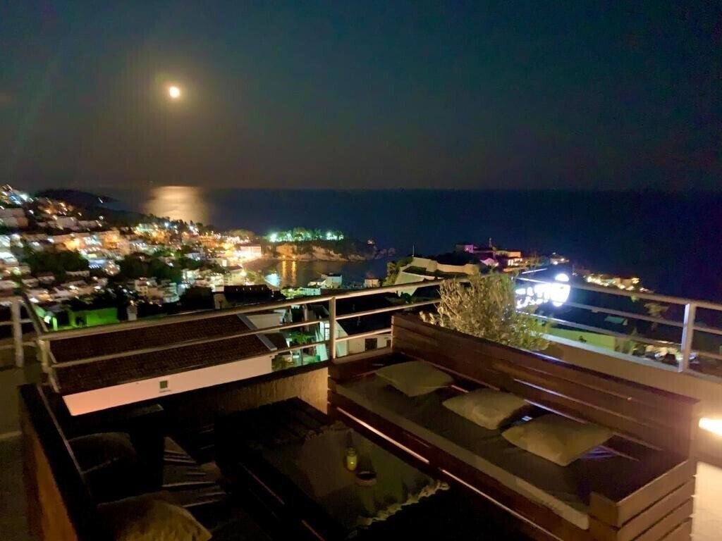 Фото Apartments Tati 4*