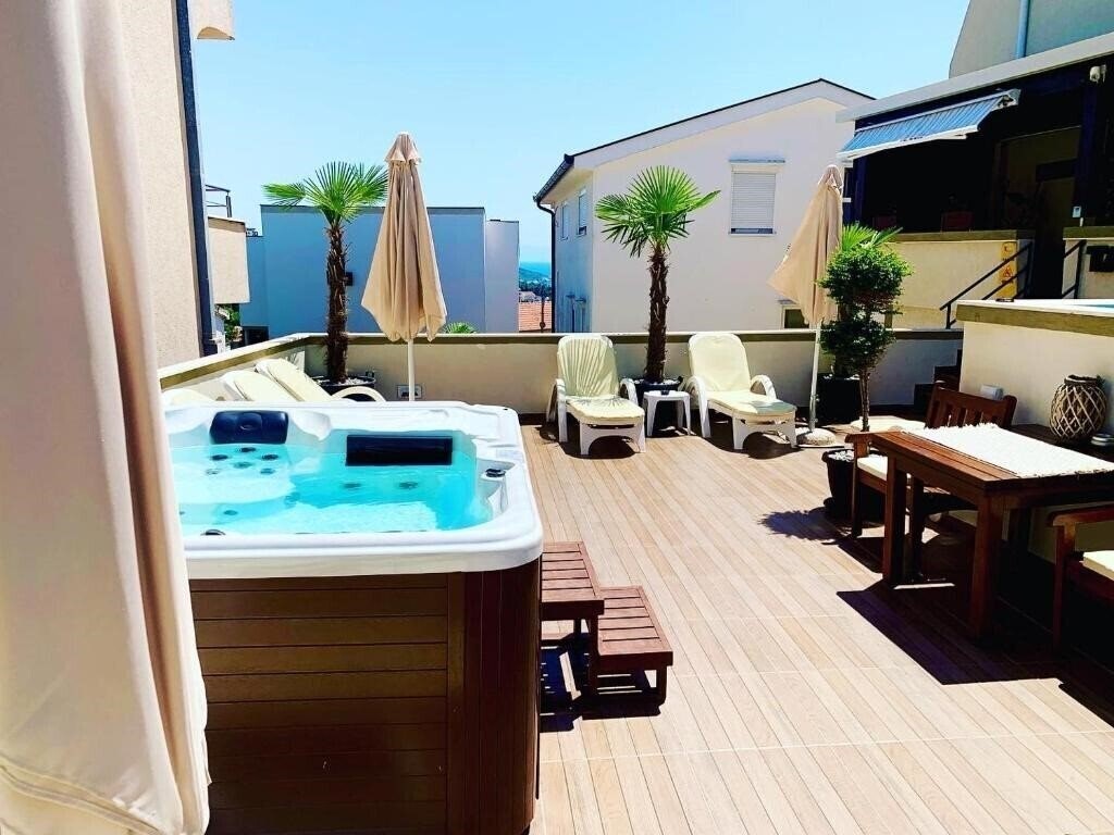 Картинка Apartments Tati 4*